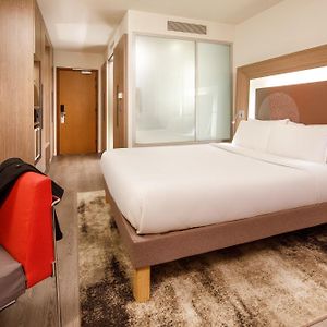 Superior Premium Queen Room